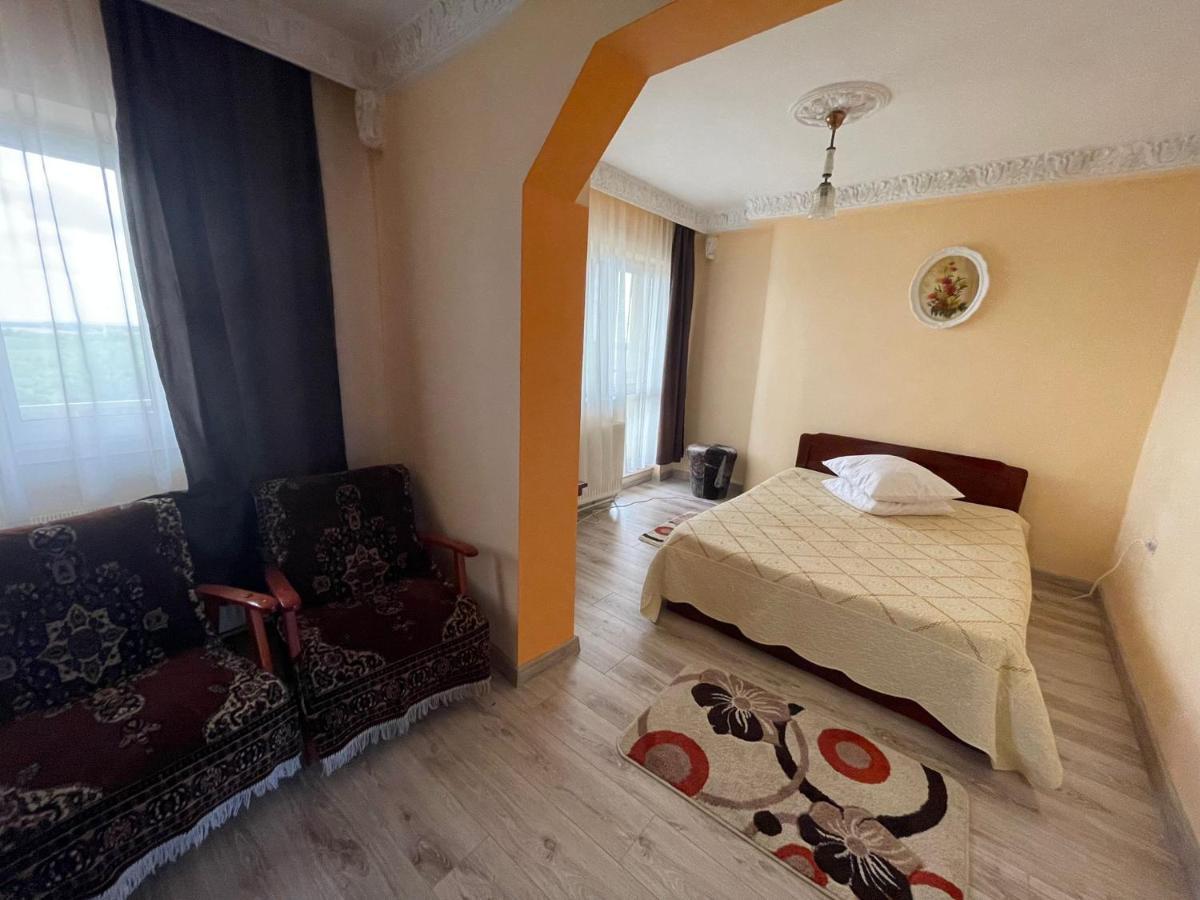 Motel Orion Obrejita Екстер'єр фото