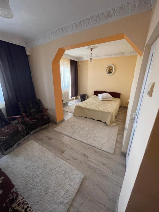 Motel Orion Obrejita Екстер'єр фото