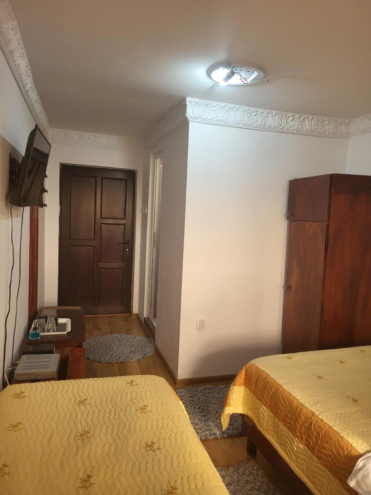 Motel Orion Obrejita Екстер'єр фото