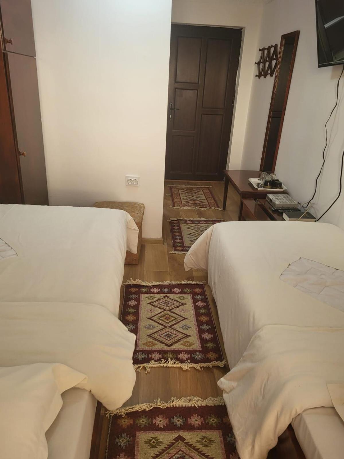 Motel Orion Obrejita Екстер'єр фото