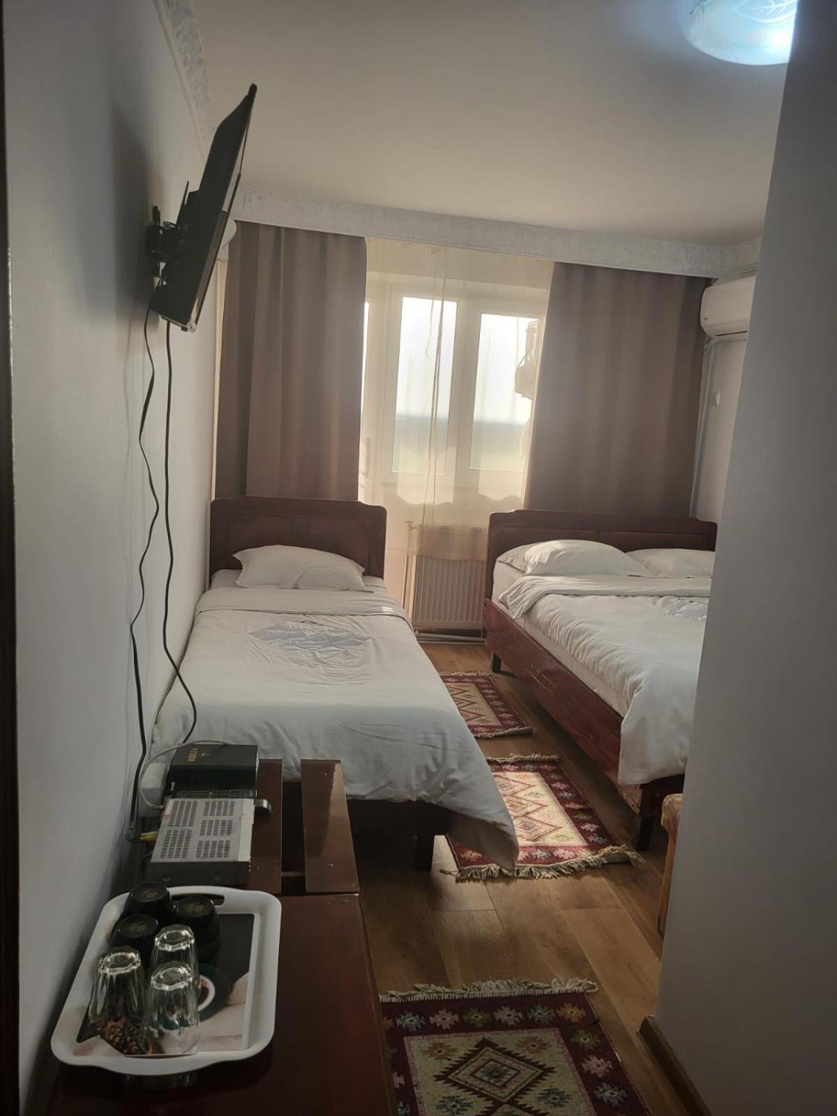 Motel Orion Obrejita Екстер'єр фото